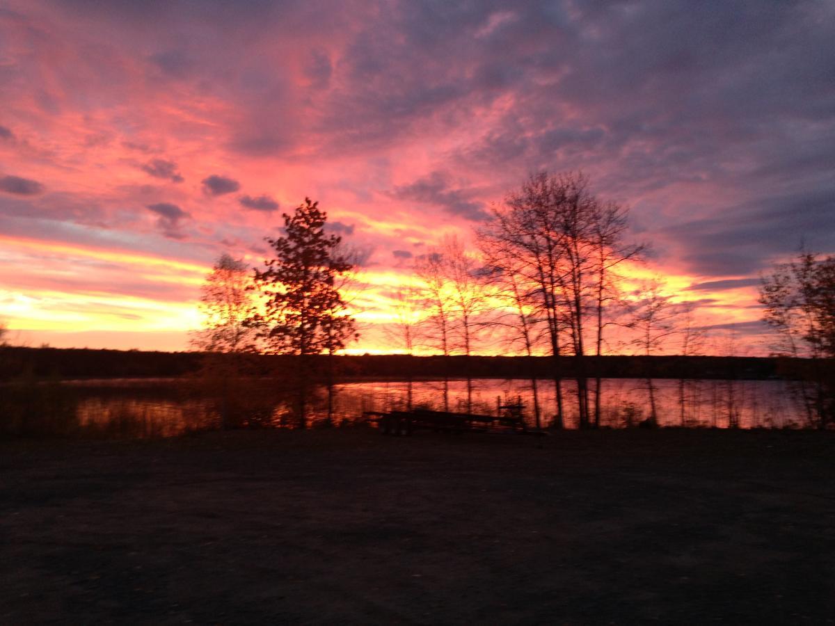 Bakers Narrows Lodge And Conference Center Flin Flon Luaran gambar