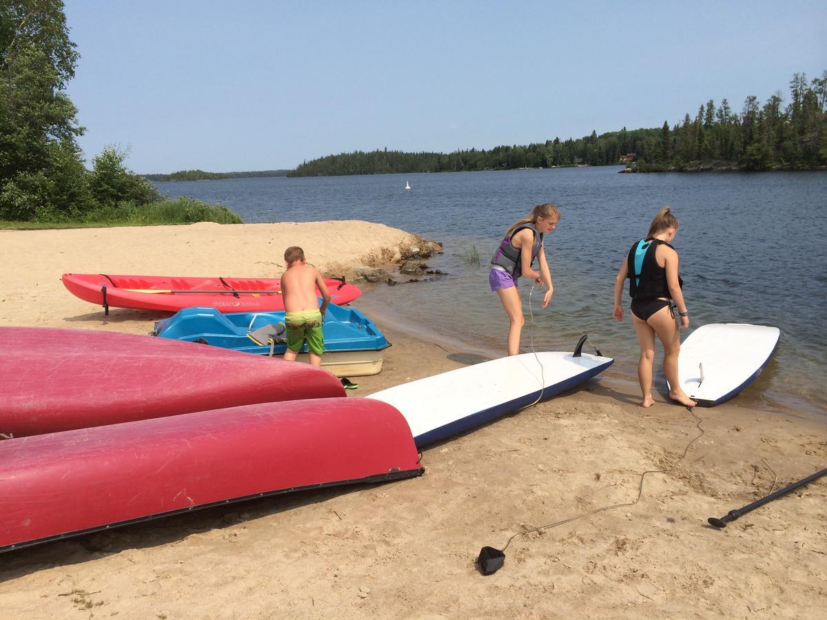Bakers Narrows Lodge And Conference Center Flin Flon Luaran gambar
