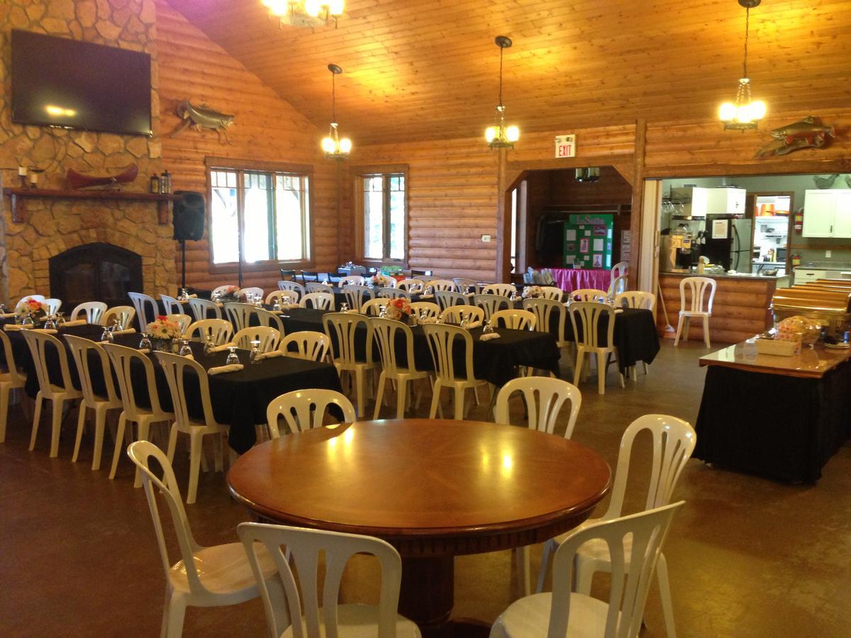 Bakers Narrows Lodge And Conference Center Flin Flon Luaran gambar